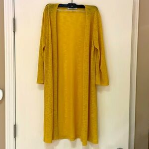EUC, Jones Studio, size m, marigold cardigan with gold clasp